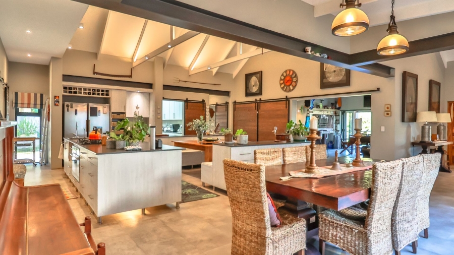 9 Bedroom Property for Sale in Onrus Western Cape